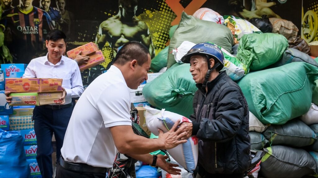 Anera Life Stands With Vietnam - Flood Relief 